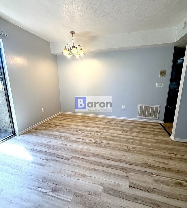 1st image of 2598 Ferguson Rd APT 3