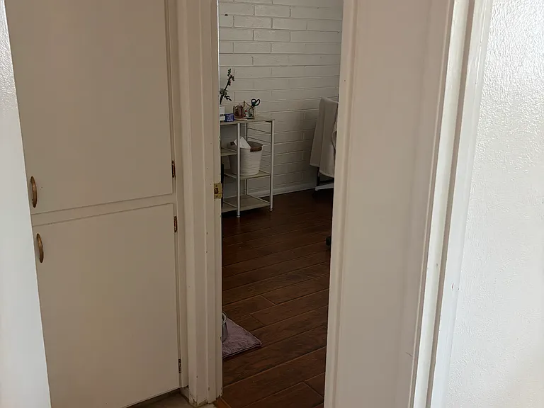 205 E Butler Dr — Photo 5