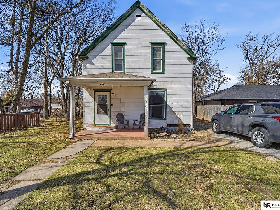 1st image of 2937 N 46th St