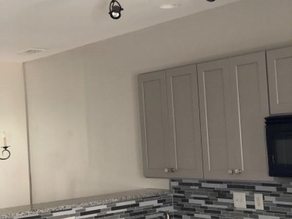 5th image of 2386 Suwanee Pointe Dr