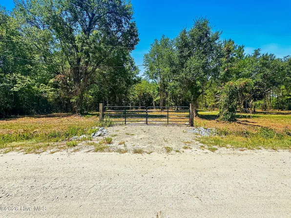 8027 Funston Road SE, Winnabow, NC 28479