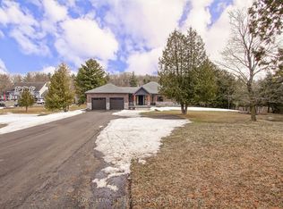 211 Pine Ave, Caledon, ON L7E3S7