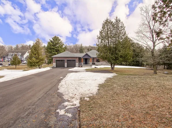 211 Pine Ave, Caledon, ON L7E 3S7