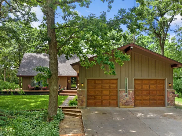46W206 Felsmith Rd, Hampshire, IL 60140