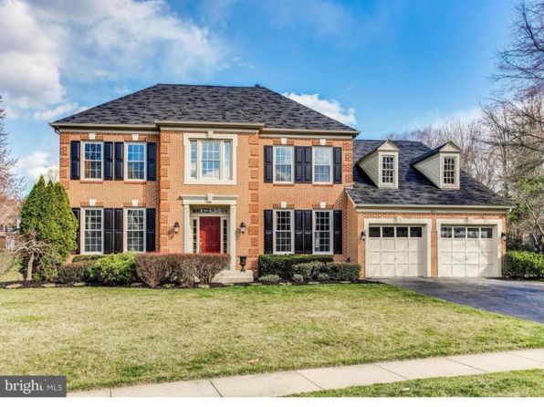 8511 Oak Pointe Way