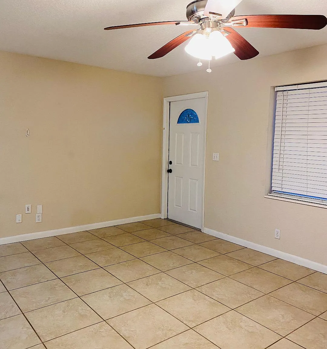 1 bed, 1.0 bath, 1100 sqft, $1,875 — Photo 3