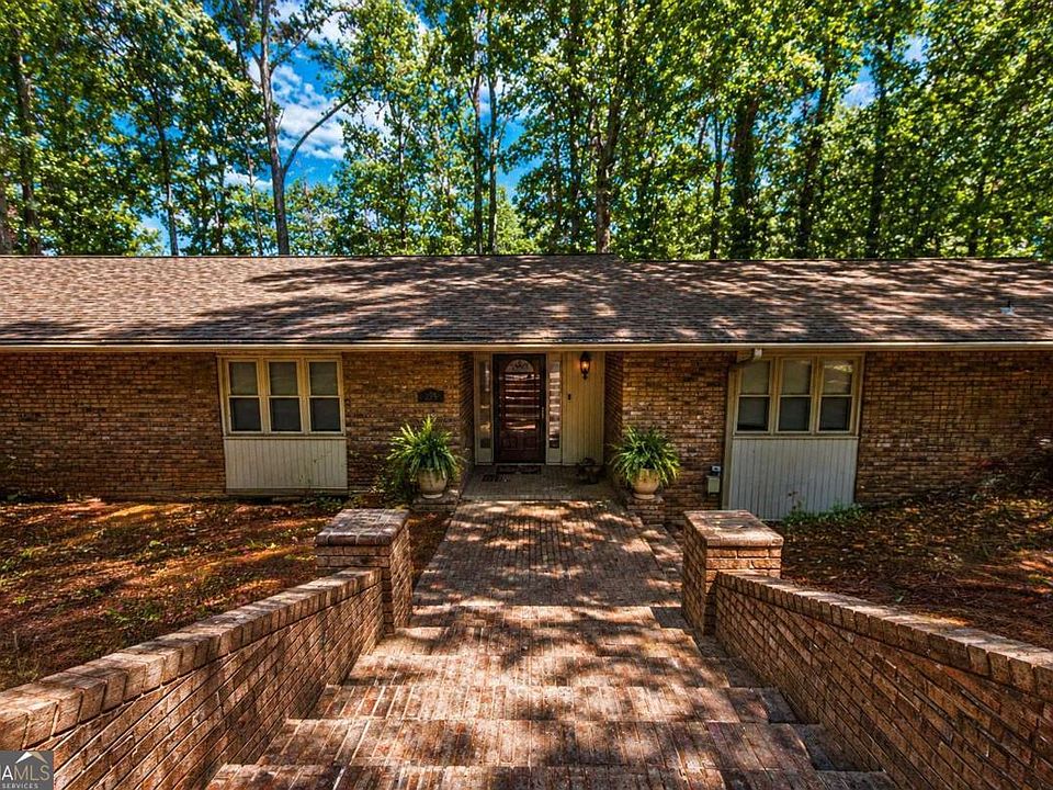 1st image of 3108 Chapel Hill Rd