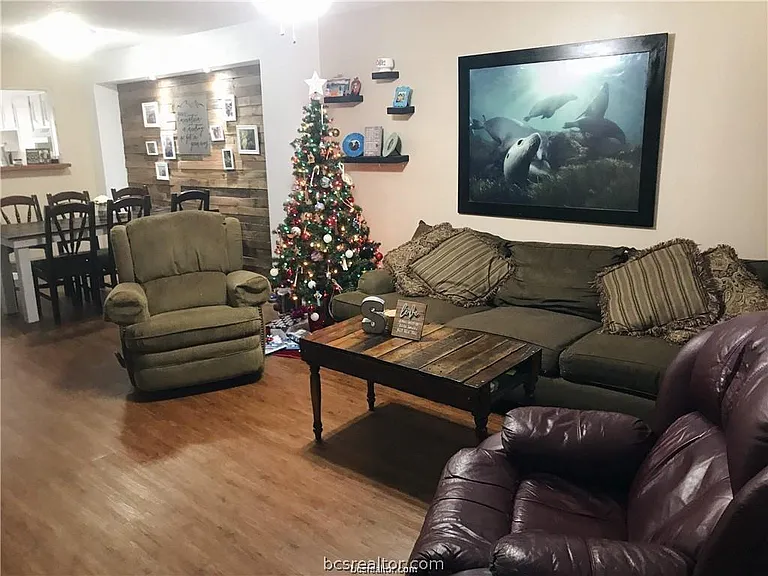 3923 Old Oaks Dr #16 — Photo 3