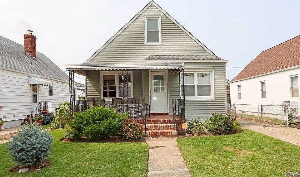 1st image of 15 Francis Ct