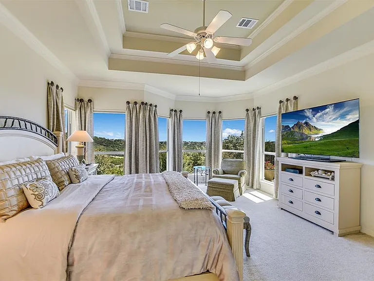 4545 Golf Vista Dr — Photo 9