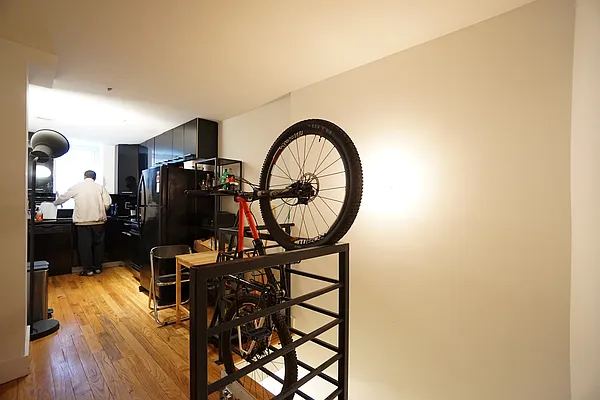 Rented by Rennit Inc. | media 22