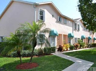 308 Waterside Dr, Hypoluxo, FL 33462
