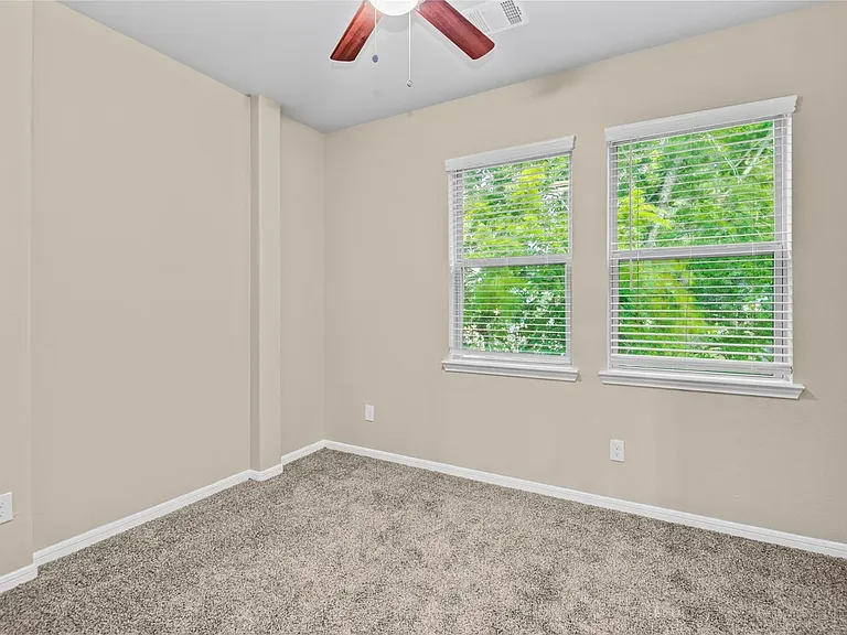 3614 Vista Pointe Dr — Photo 23