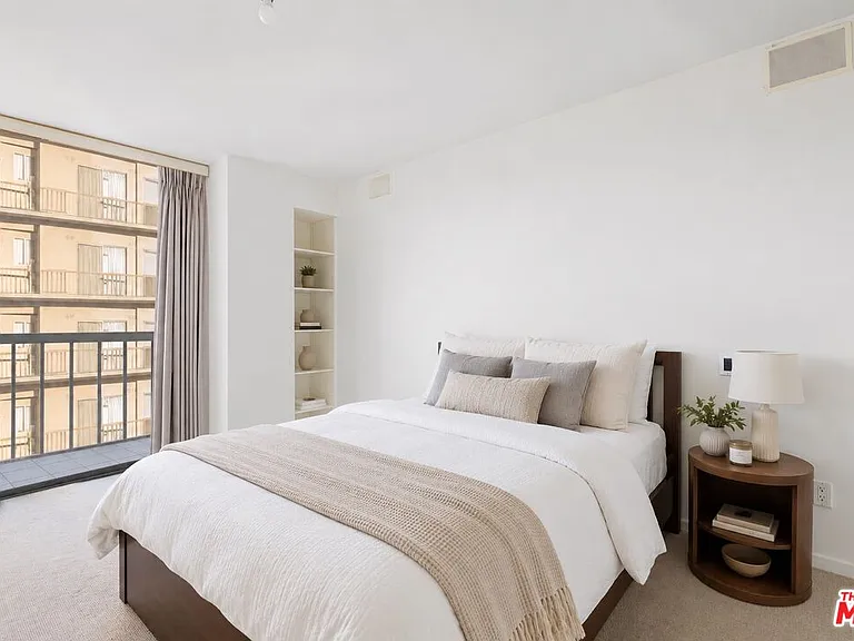 10751 Wilshire Blvd #1206 — Photo 5