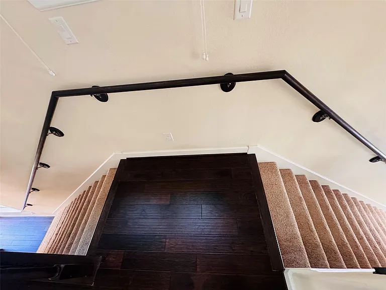 10009 Spring Shadows Park Cir — Photo 5