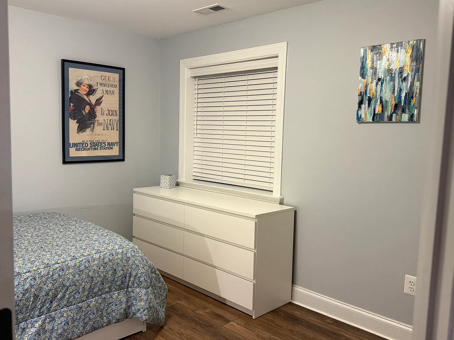 1 bed, 1700 sqft, $1,600 — Photo 3