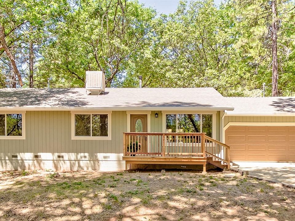 1st image of 4910 Woodland Dr