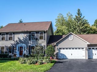 3947 Clippers Rd, Eagan, MN 55122