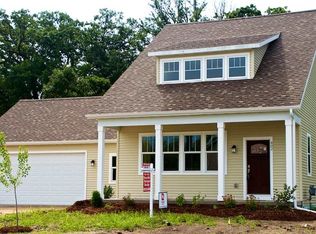 402 Highview Ln, Columbus, WI 53925