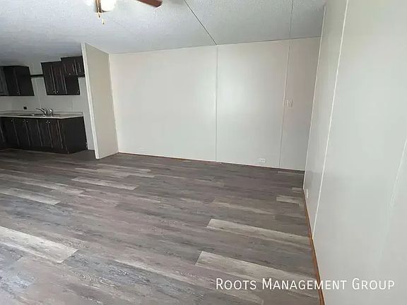 5th image of 1909 S Anna St Lot 34