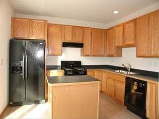 2nd image of 161 Shaftesbury St