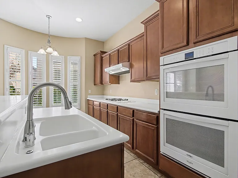 9221 Worsley Park Pl — Photo 13
