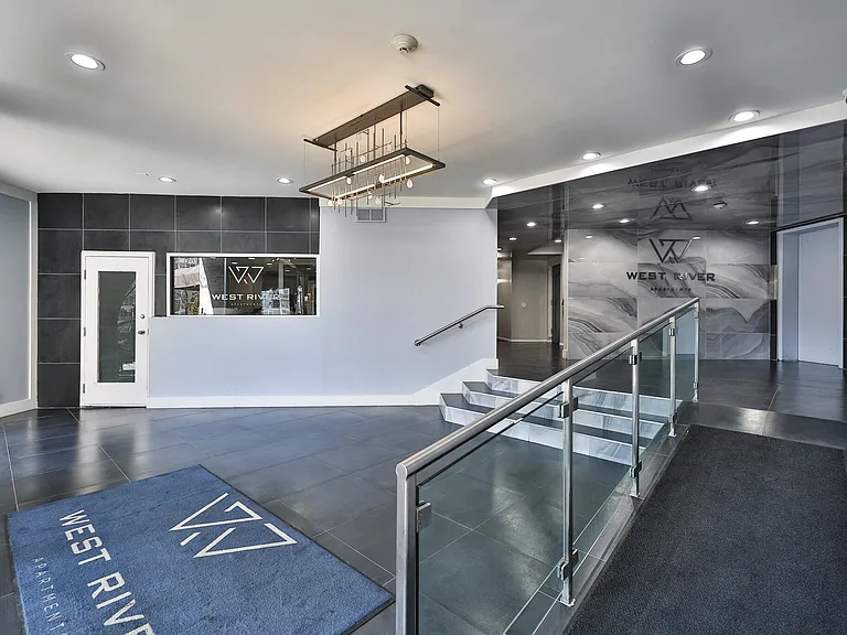 Leasing Office