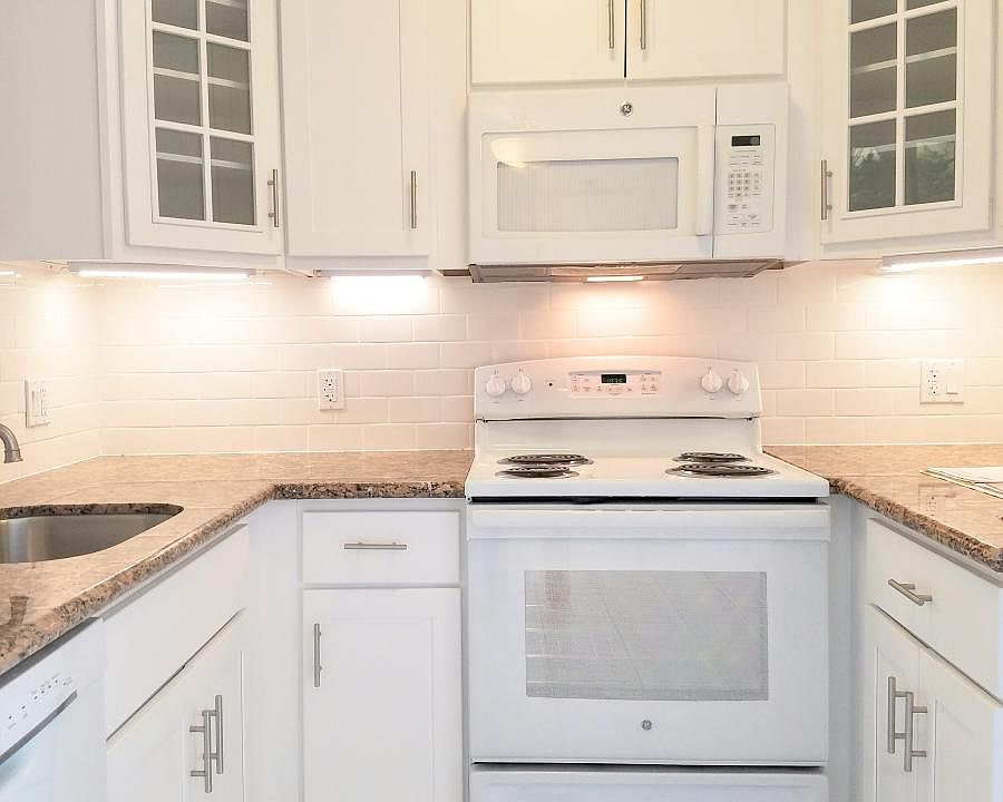 1st image of 120 Portola Dr APT 5