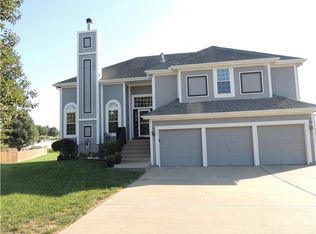 4915 Millbrook St, Shawnee, KS 66218
