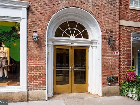 4th image of 44 Nassau St APT E