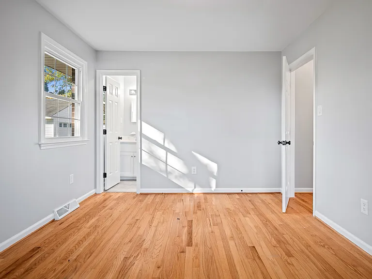 3908 Pfost Ave — Photo 36