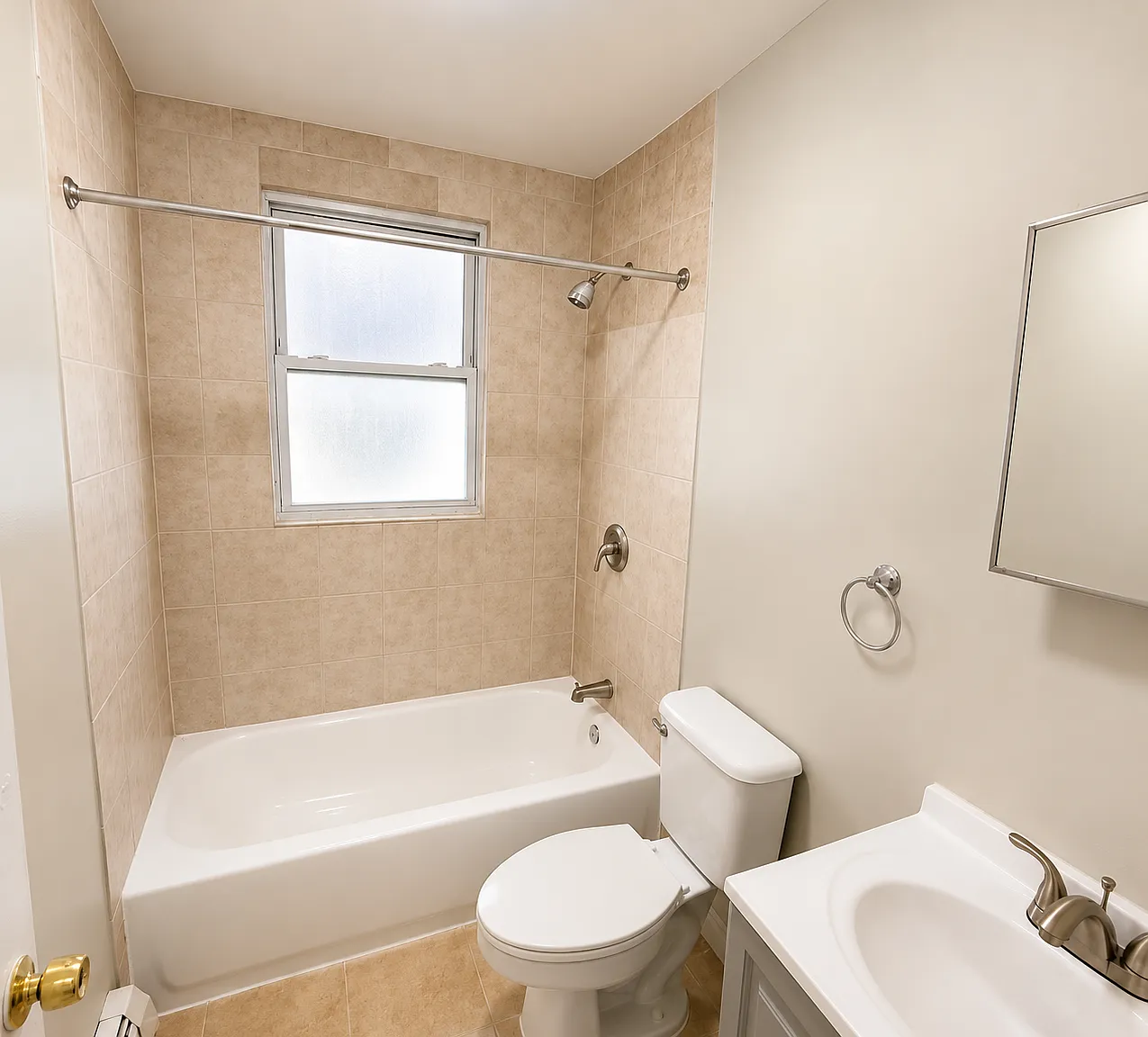 2 bed, 650 sqft, $1,950 — Photo 2