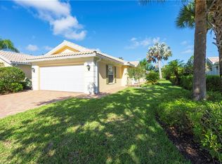 3258 Barbados Ln, Naples, FL 34119