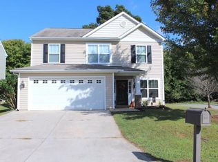 800 Blue Lake Dr, Mebane, NC 27302