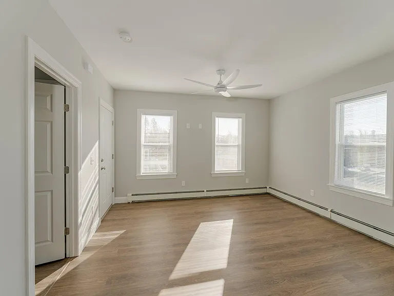59 Fairlawn Ave #3 — Photo 8