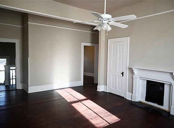 3rd image of 1605 Lowerline St