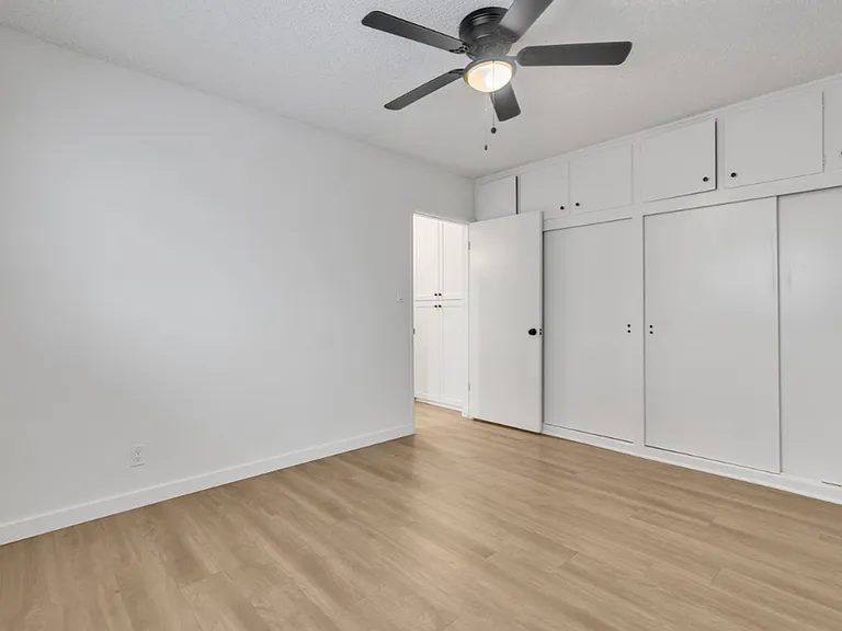 3520 Elm Ave — Photo 10