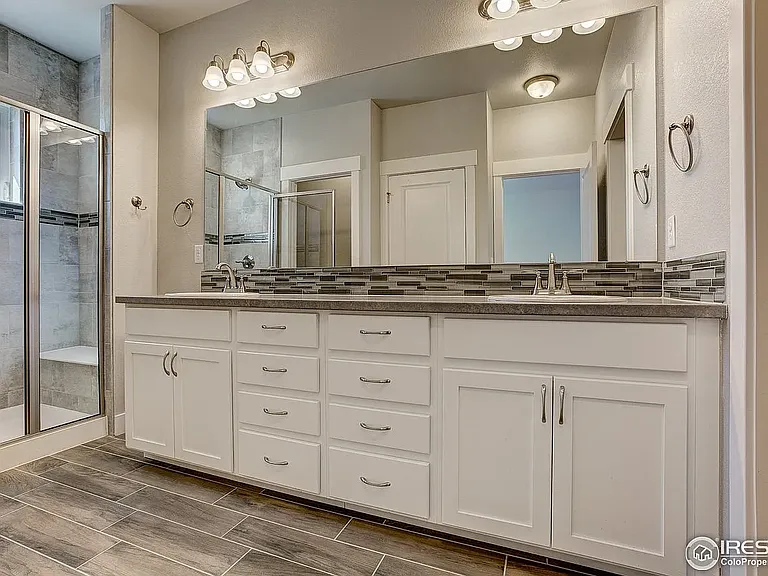 5045 Autumn Leaf Dr — Photo 8