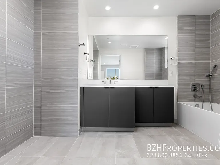 Bedford Twenty - Luxury Condos — Photo 8