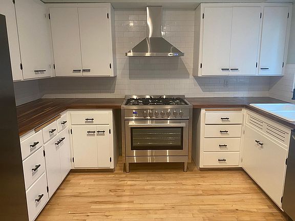 5th image of 2739 N Avondale Blvd