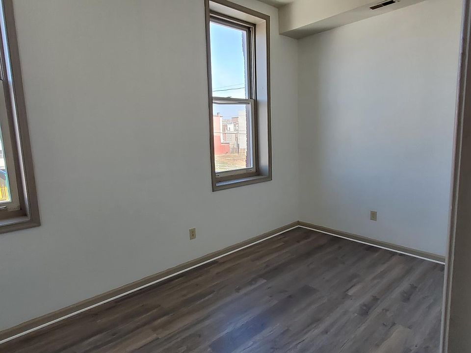 Bedroom #1 - View #2