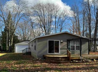 1905 S Arbutus Ave, Lake City, MI 49651