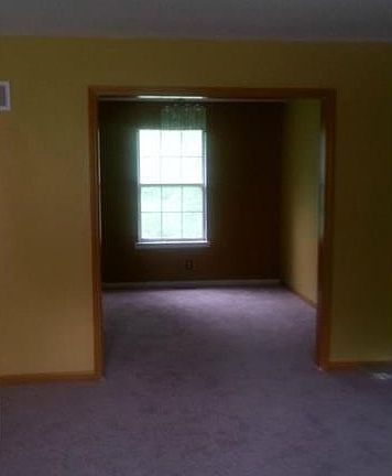 4th image of 2284 E 77th Ter