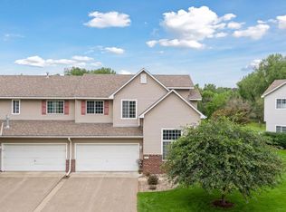 3204 Juniper Cir APT A, Woodbury, MN 55125