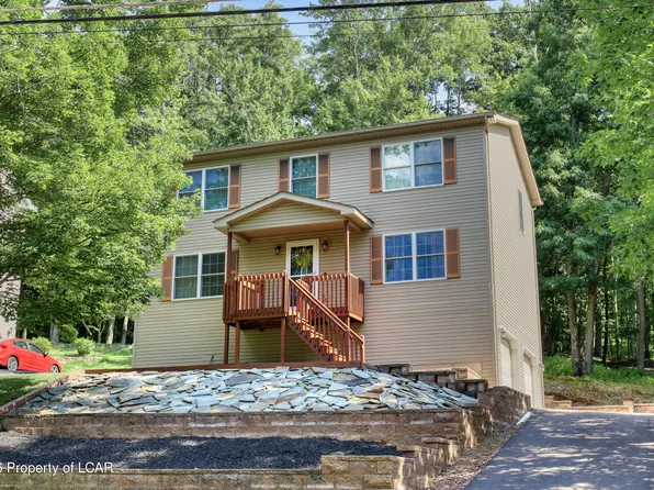 225 Avalanche Ln, Drums, PA 18222