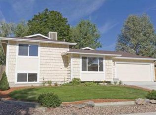 6927 Jay St, Arvada, CO 80003