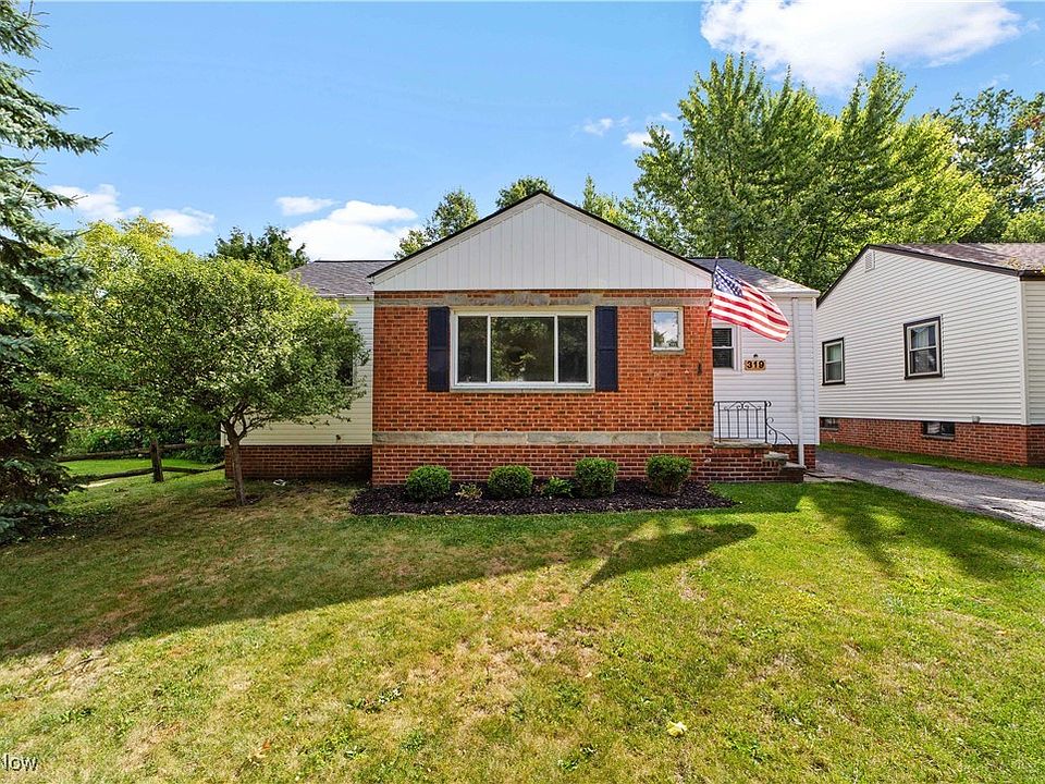 1st image of 319 Parkside Dr