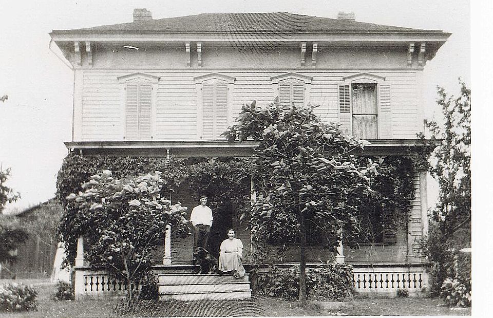 2nd image of 62420 Mound Rd