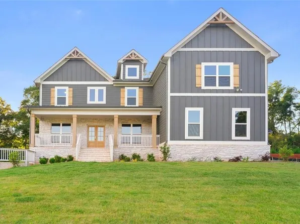 204 Races Rd, Hoschton, GA 30548