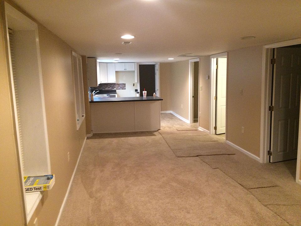 2nd image of 105 Washington St
